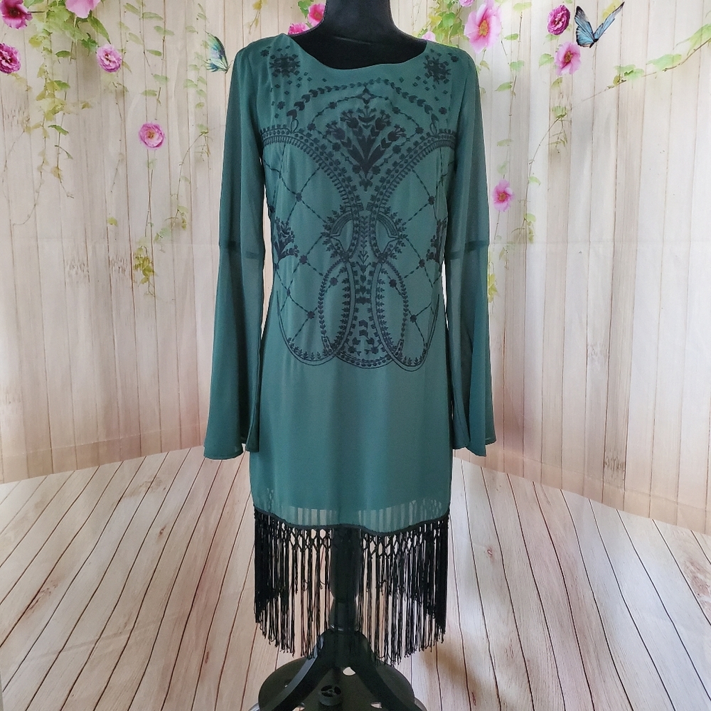 Filtre embroidered bell sleeve fringed dre…